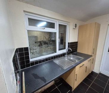 2 Bed Detached House, Willett Road, CR7 - Photo 2