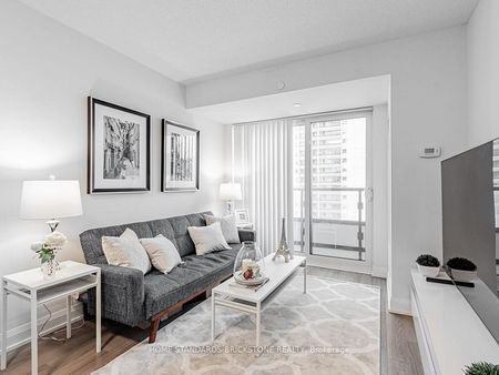 For Lease - 18 Graydon Hall Drive Unit# 808, Toronto, Ontario - Photo 2