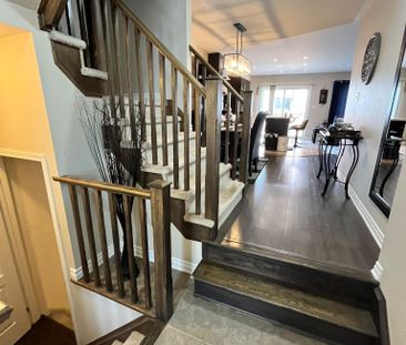 For Lease - 64 Dredge Court, Milton, Ontario - Photo 2