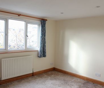 4 Bed End Terrace, Vicarage Road, CR0 - Photo 3