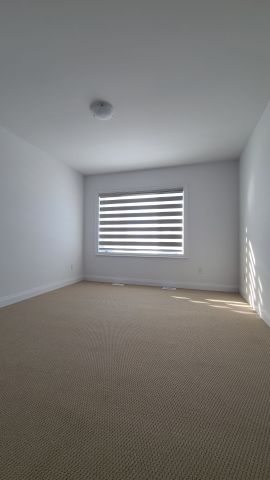 For Lease - 3 Vinnicombe Drive, Oro-Medonte, Ontario - Photo 3