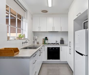 18/133-135 Riversdale Road, Hawthorn VIC 3122 - Apartment For Rent ... - Photo 2