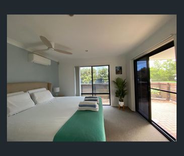 5 min walk to river - Photo 3