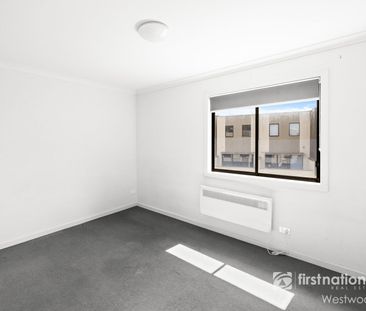 Maximum Convenience - Photo 3