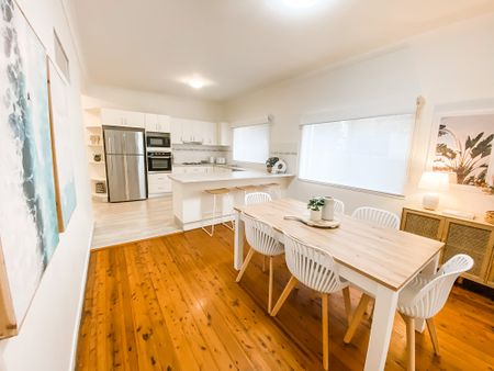 3-bedroom shared house, Blacket st - Photo 2