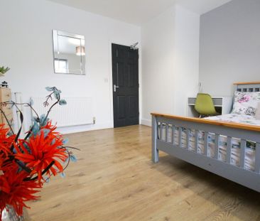 130 Monks Road, Lincoln, Lincolnshire, LN2 5PH, United Kingdom - Photo 6