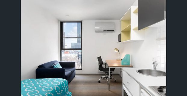 White Knight Estate Agents presents ' Perfect Student Housing ' - Photo 1