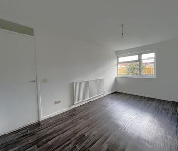 3 bedroom bungalow to rent - Photo 4