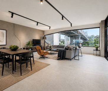 A Cutting-Edge Residence with Stunning Brisbane Views - Photo 2
