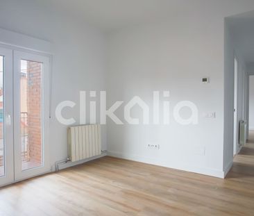 Piso de alquiler en Pradolongo - Photo 4