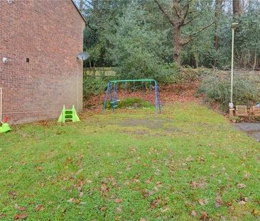 Hopeswood, Greatham, Liss, Hampshire, GU33 - Photo 4