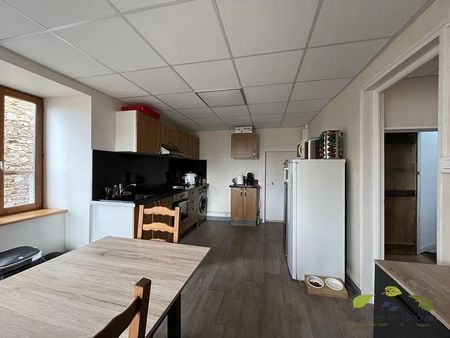 Location Appartement 3 pièces 48m² ST LEONARD DE NOBLAT 87400 - Photo 4