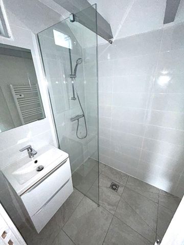 Location Appartement 2 pièces 48m² - Photo 3