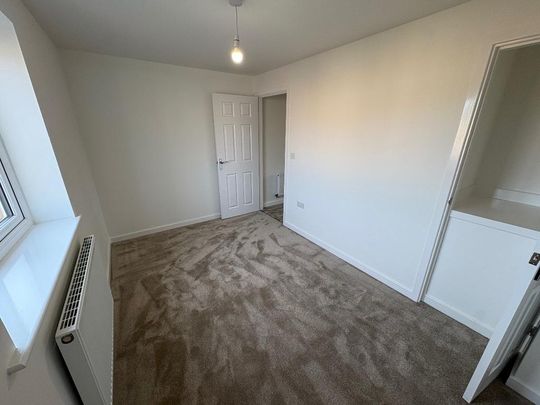 2 bedroom semi-detached house to rent - Photo 1