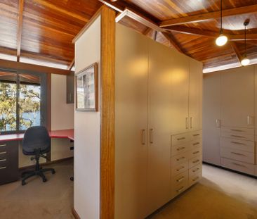 Waterfront Luxe � Architecturally Designed Home with Boatshed - Photo 5