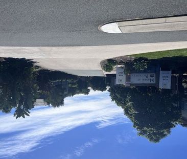 Modern 3 Bedroom Townhouse - Photo 6