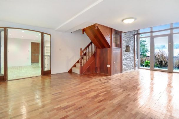 4 bedroom semi-detached house to rent - Photo 1