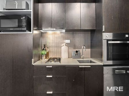 1310/7 Yarra Street, South Yarra - Photo 3