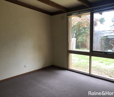Lifestyle, Location, low maintenance - Photo 1