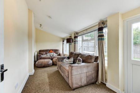 8 bedroom house to rent - Photo 2