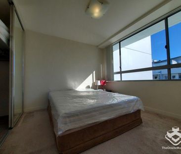 $700 for fully furnished 2 bedrooms apartment - Photo 1