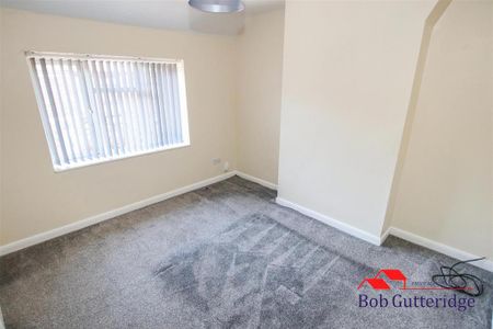 2 bedroom semi-detached house to rent - Photo 2