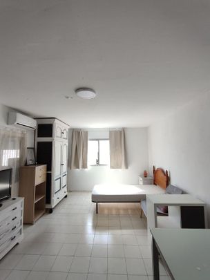 Alquiler de estudio en Calle Carabela, 20 - Photo 1