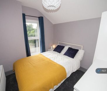 1 bedroom in a house share to rent - Photo 6