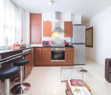 1 Bed Flat, Burleigh House, SW3 - Photo 1