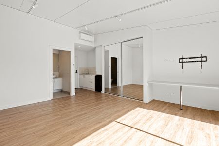 PROPERTY LEASED - NO FURTHER INSPECTIONS - BARRY PLANT FRANKSTON 9781 3100 - Photo 2