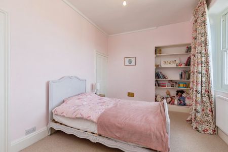 5 Bed Terraced House, Cotham Vale, BS6 - Photo 4