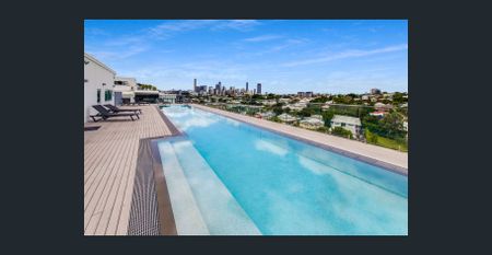 Ecco Apartments - Photo 3