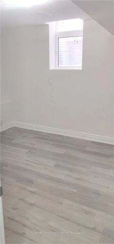 Detached Home For Lease | W9238503 - Photo 2