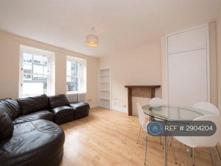 3 bedroom flat to rent - Photo 4
