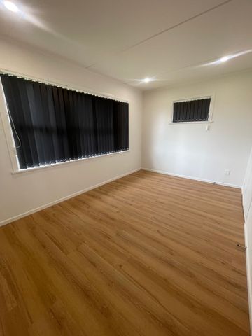 Freshly Renovated 3-Bedroom Home - Photo 3