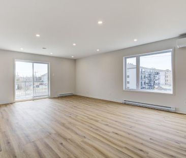 4 1/2 au 87 rue West, Huntingdon - Photo 1