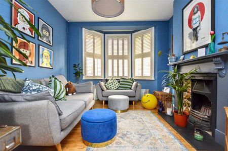 2 bedroom terraced house to rent - Photo 4