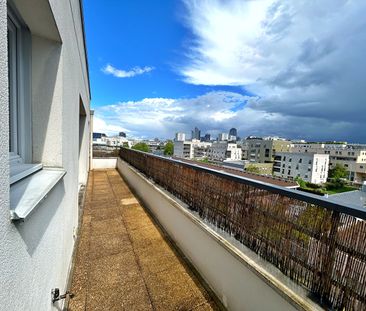 À louer - Appartement 4 pièces avec terrasse et parking - Photo 2
