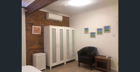 Newly renovated spacious studio type unit - Photo 5