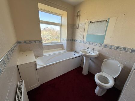 2 bedroom semi-detached house to rent - Photo 3