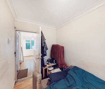 4 bedroom terraced house to rent - Photo 3