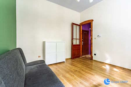 Stare Podgórze*Krakusa*kawalerka 30m2+antresola - Фото 3
