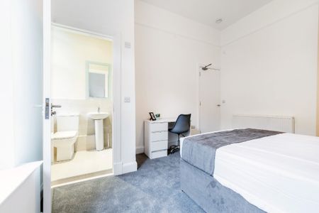 5 bedroom apartment to rent - Photo 5