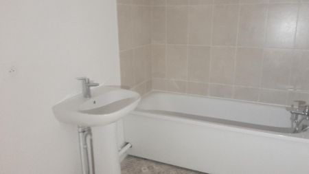 location Appartement T2 DE 46.67m² À ARPAJON - Photo 5