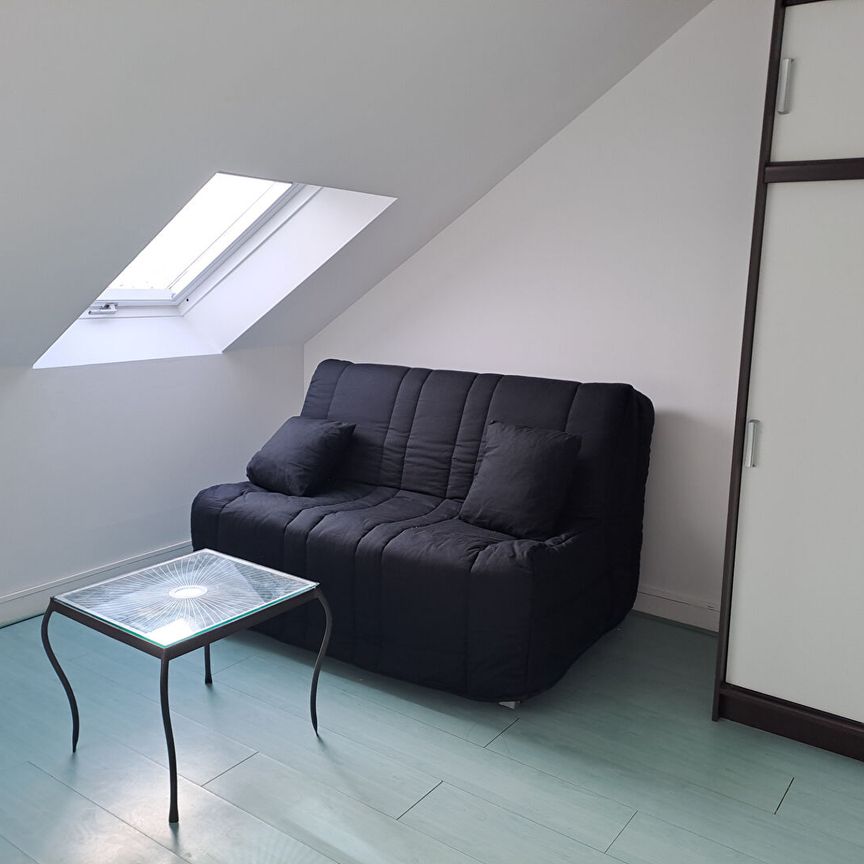 A LOUER APPARTEMENT STUDIO REDON IDEALEMENT SITUE 35600 ILLE ET VILAINE BRETAGNE - Photo 1