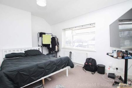 2 bedroom property to rent in Watford - Photo 3