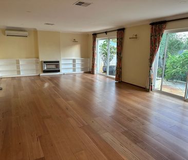 CALL ME HOME! - Photo 2