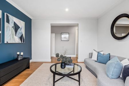 Refined coastal living moments from Henley Beach - Photo 2