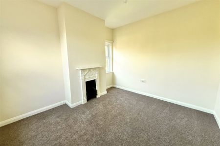 South Lawn, Sidford, Sidmouth, Devon, EX10 - Photo 5