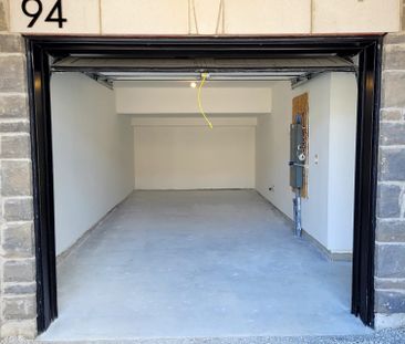 For Lease - 94 Ennerdale Street, Barrie, Ontario - Photo 6